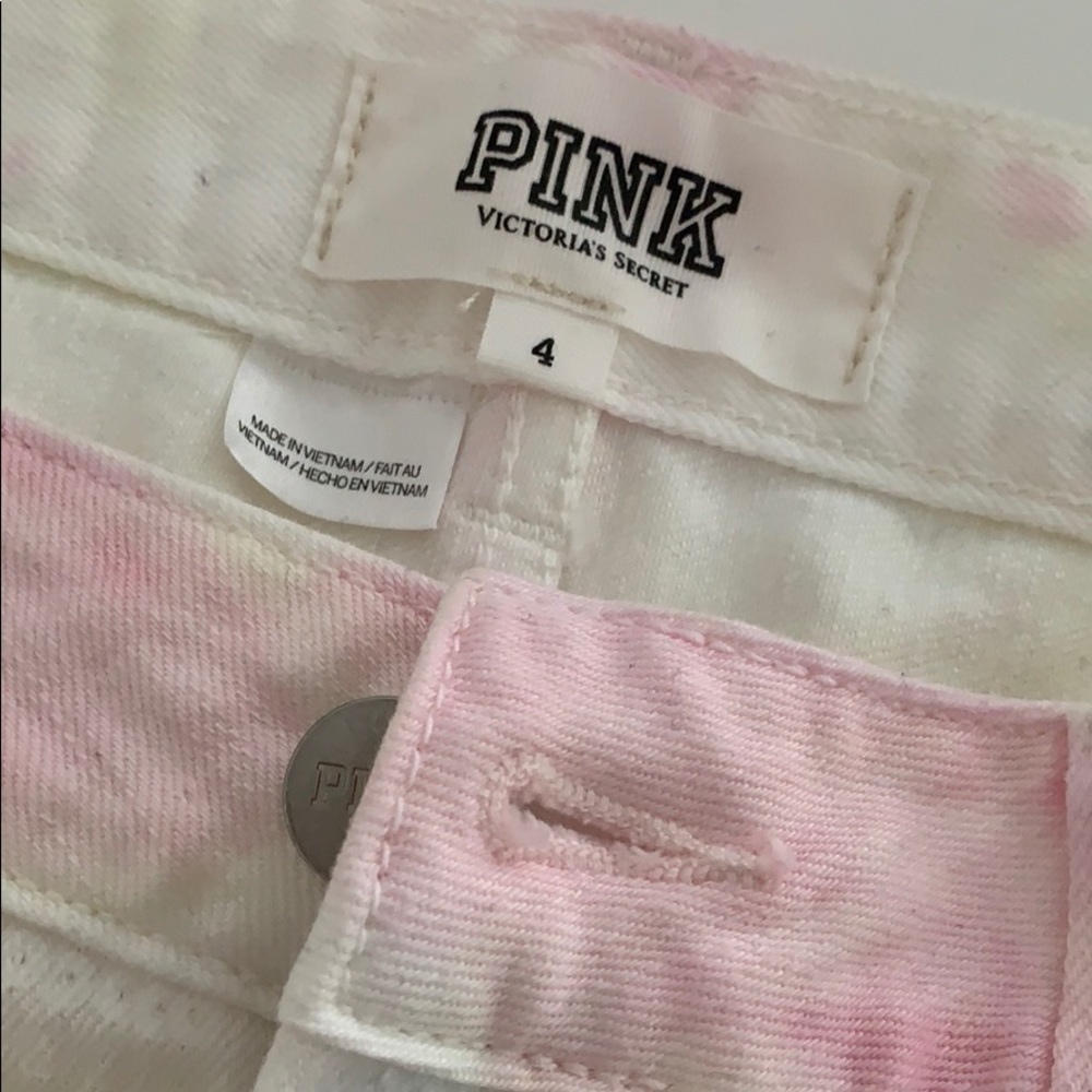 Shorts - Picture 2 of 5